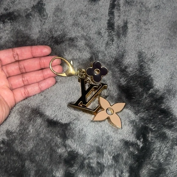 key bag charm keychain - Picture 3 of 7